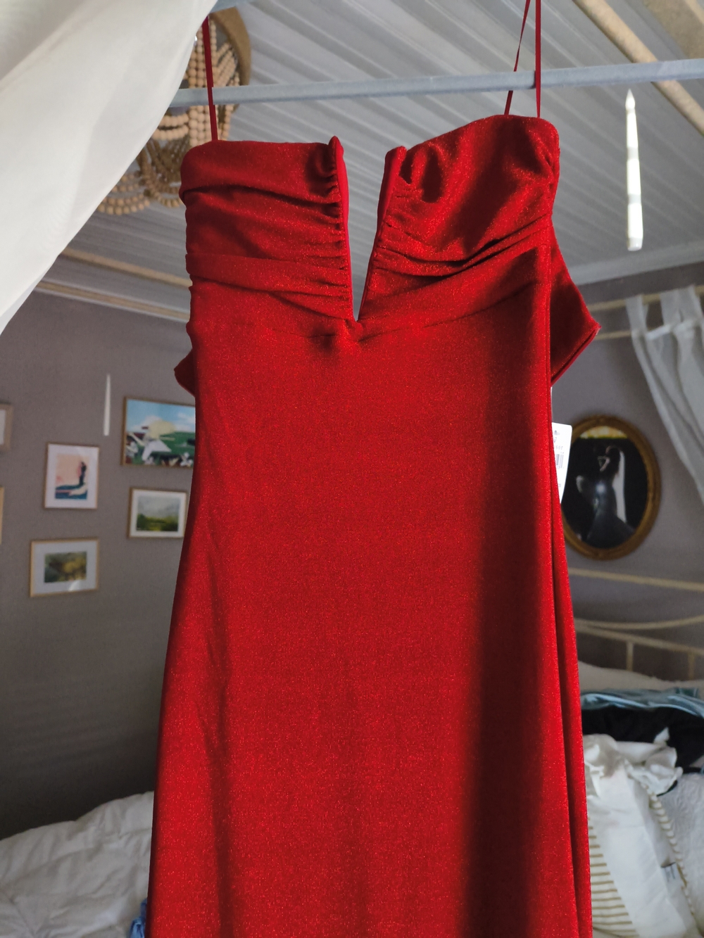 Windsor Strapless Red V-Notch Formal Dress